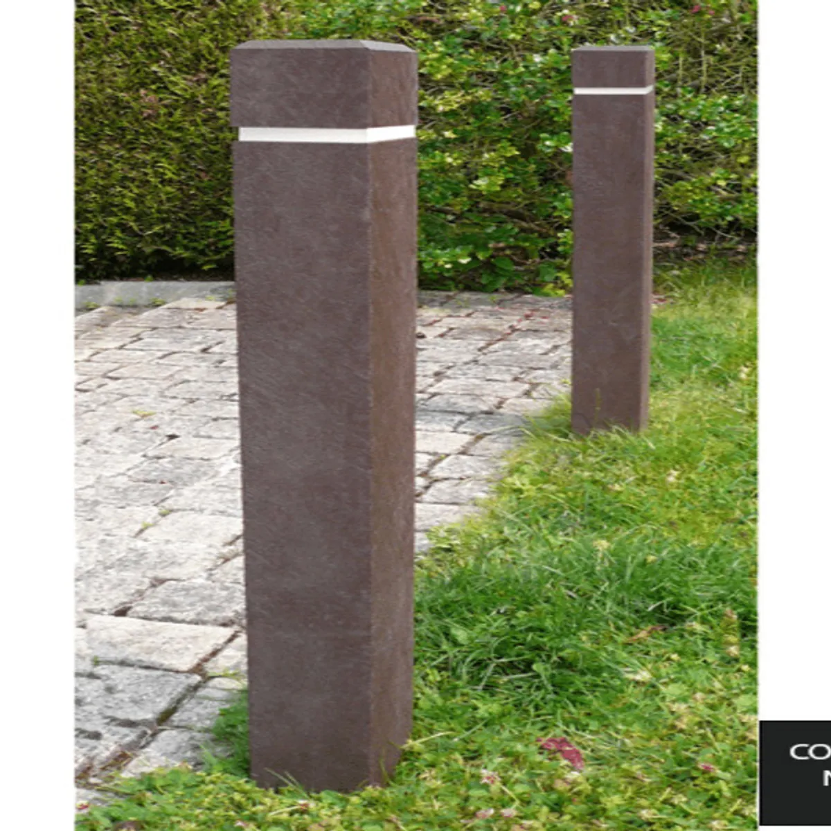 Borne carrées tête diamant-