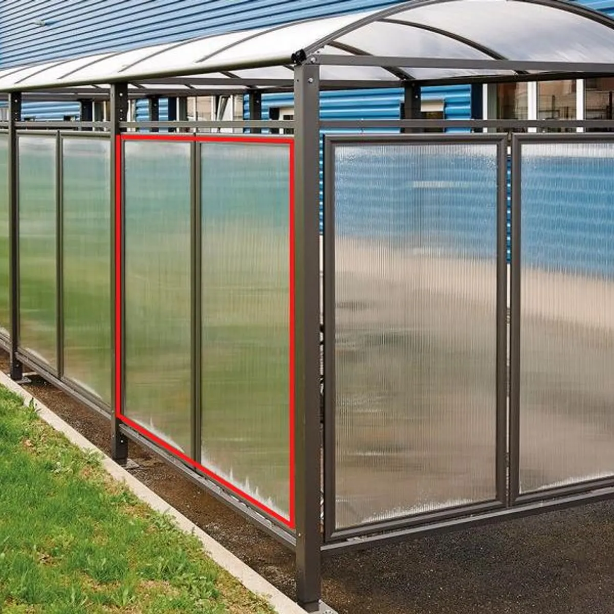 1 Bardage de fond (composé de 2 éléments) pour module complémentaire