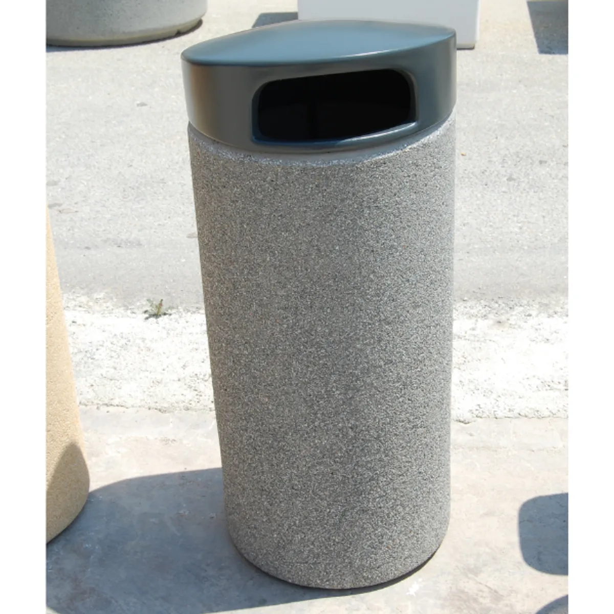 Corbeille Béton CONTROLE D'ACCES