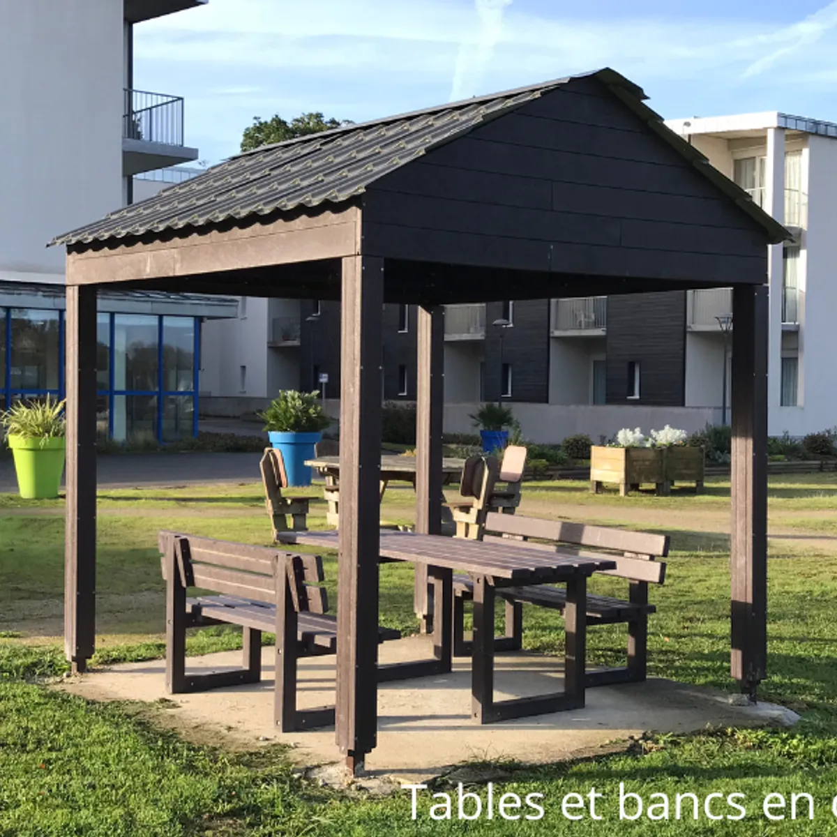 Abri Pique-Nique en plastique recyclé