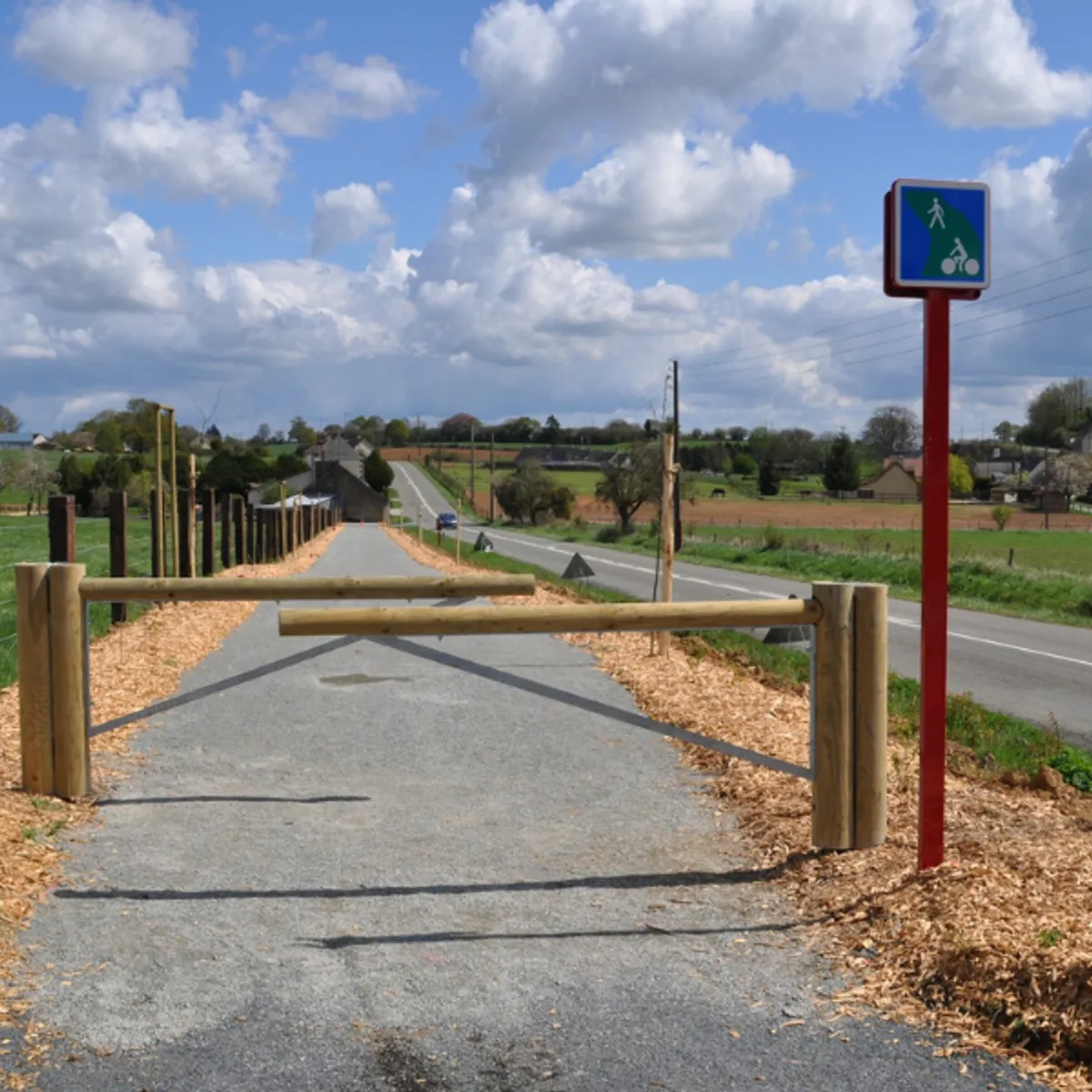 Barrière ensemble chicane mixte bois et acier
