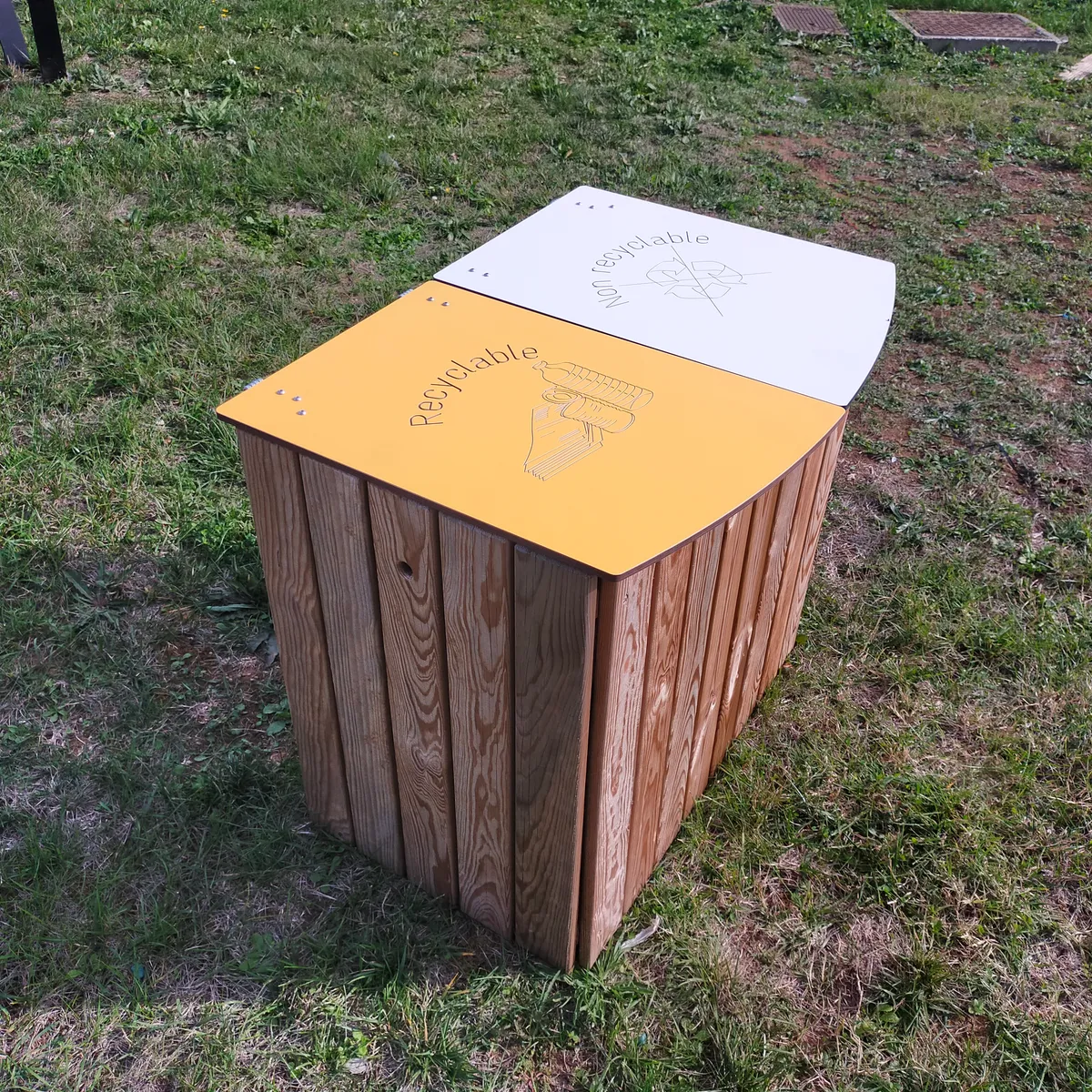 Corbeille bi-flux POITEVINE