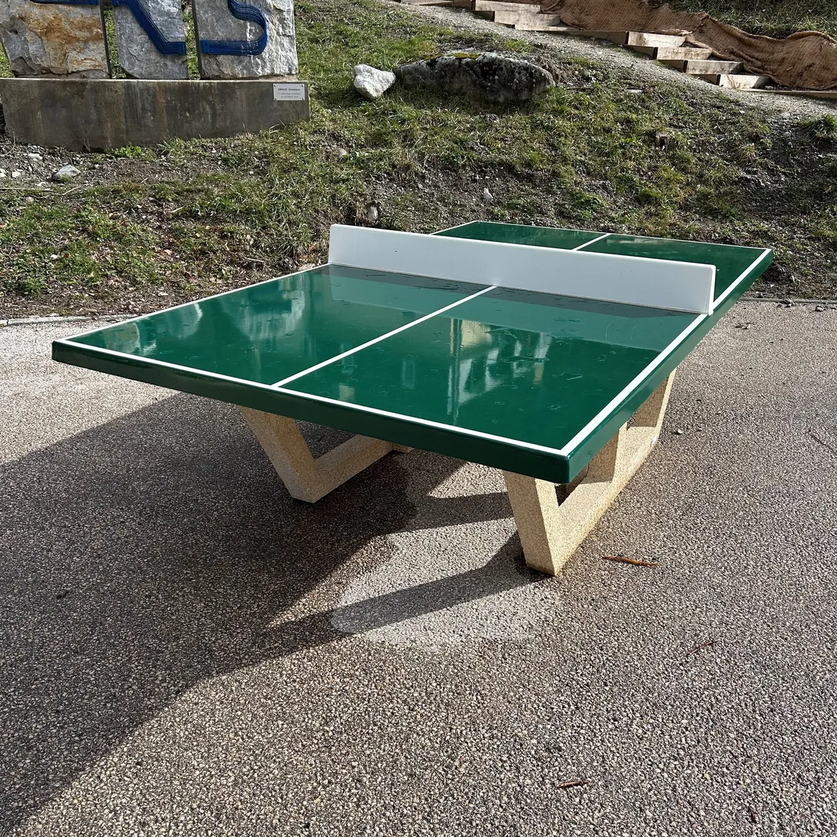 Table de ping pong béton