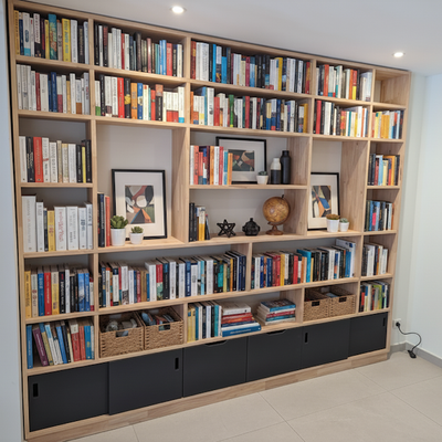 Bibliothèque en hévéa